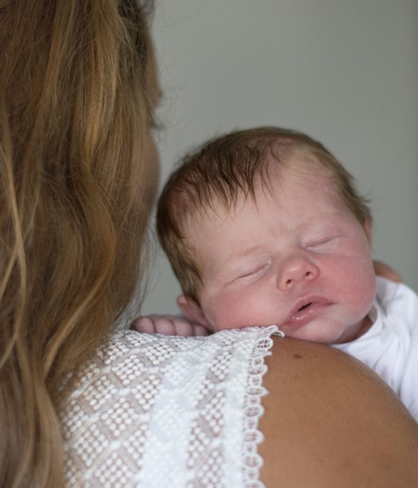 Newborn fotograaf in Nieuwkoop- Anke Disseldorp Fotografie